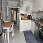 ゲストハウス Aveirohouse