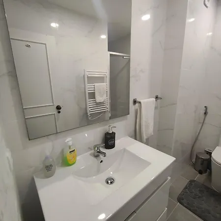Pensión Aveirohouse *